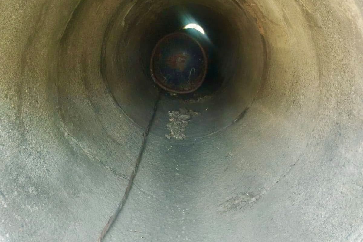 Ejército descubre explosivos ocultos bajo la vía Panamericana en Cauca