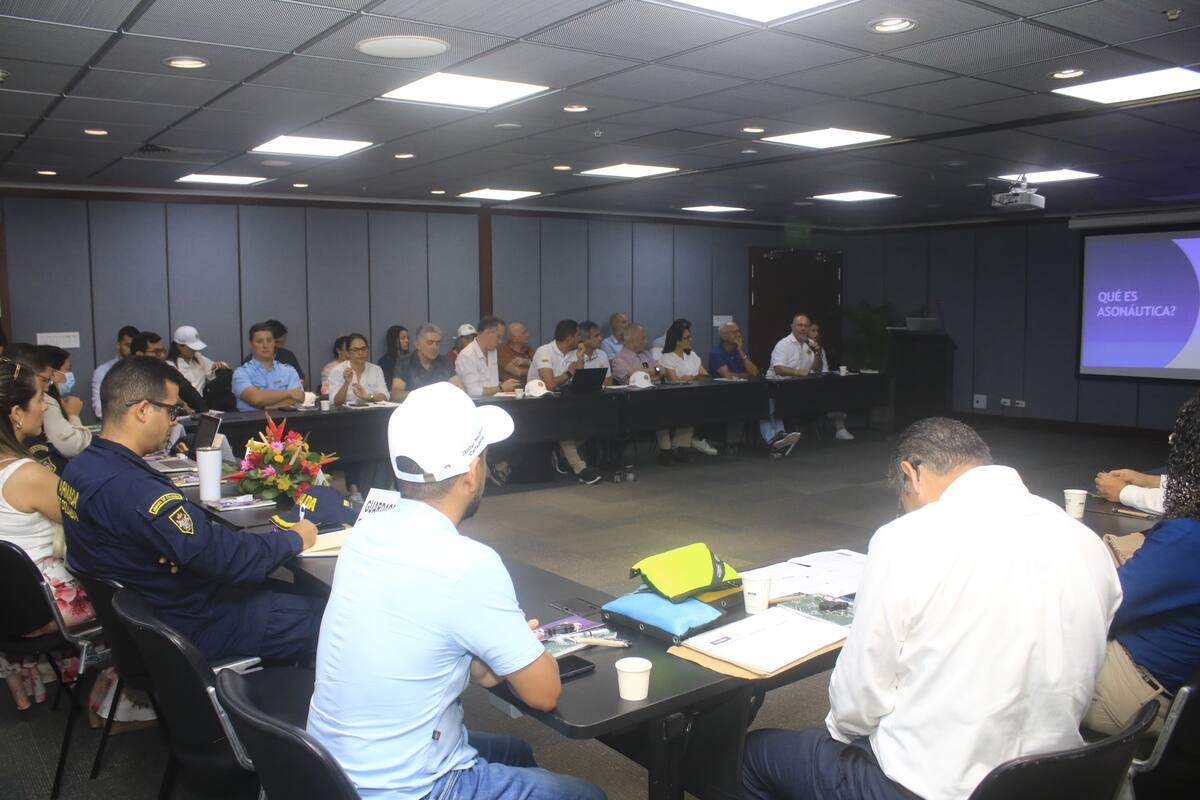 Encuentro entre Asonáutica y Secretaría de Turismo. // foto: El Universal - Julio Castaño