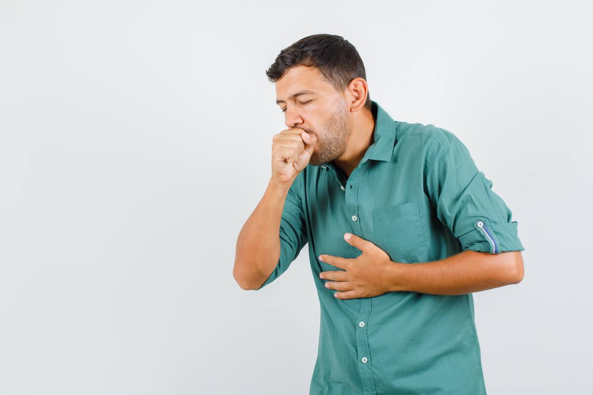 Insólito: hombre vomitaba hasta 60 veces al día por una extraña enfermedad