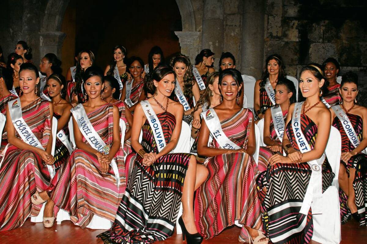 El grupo de candidatas nacionales y de la Independencia.