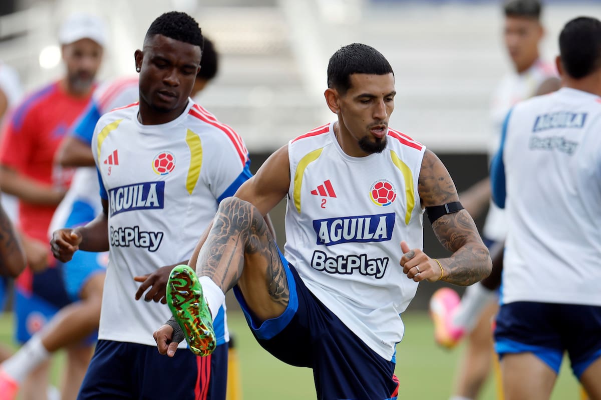 Jhon Córdoba y Daniel Muñoz hablaron previo al duelo de Colombia contra Ghana en el Mundial. //Foto, EFE: Alberto Estévez