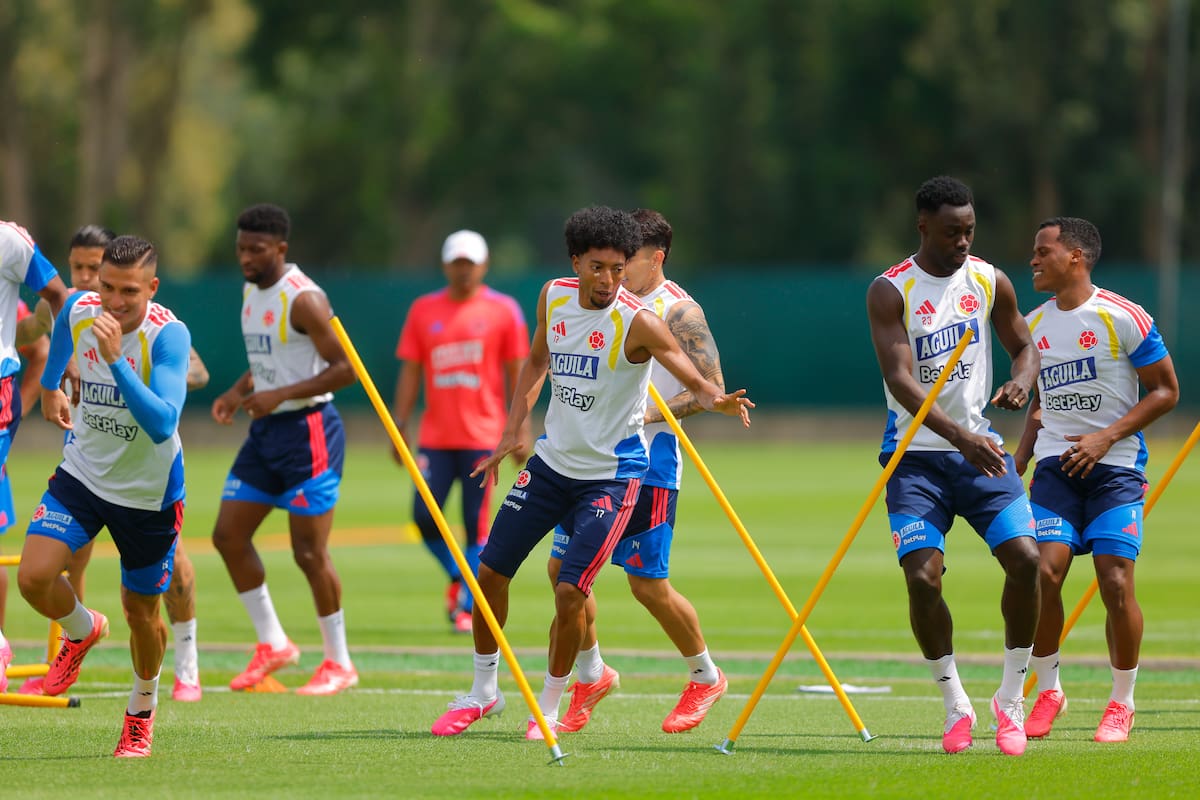 Los entrenamientos de la Selección Colombia en la Academia Atlas, ubicado en Zapopan, Jalisco (México). //Foto, EFE: Francisco Guasco