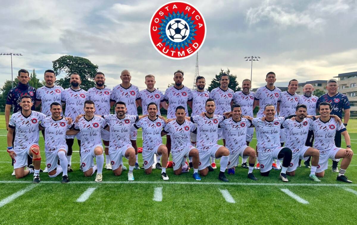 Equipo masculino de médicos de Costa Rica que participará en el Torneo Nacional de Fútbol Médico y del Simposio de Salud en el Deporte que se celebrará en Barranquilla.//Cortesía Prensa Torneo de Fútbol Médico.