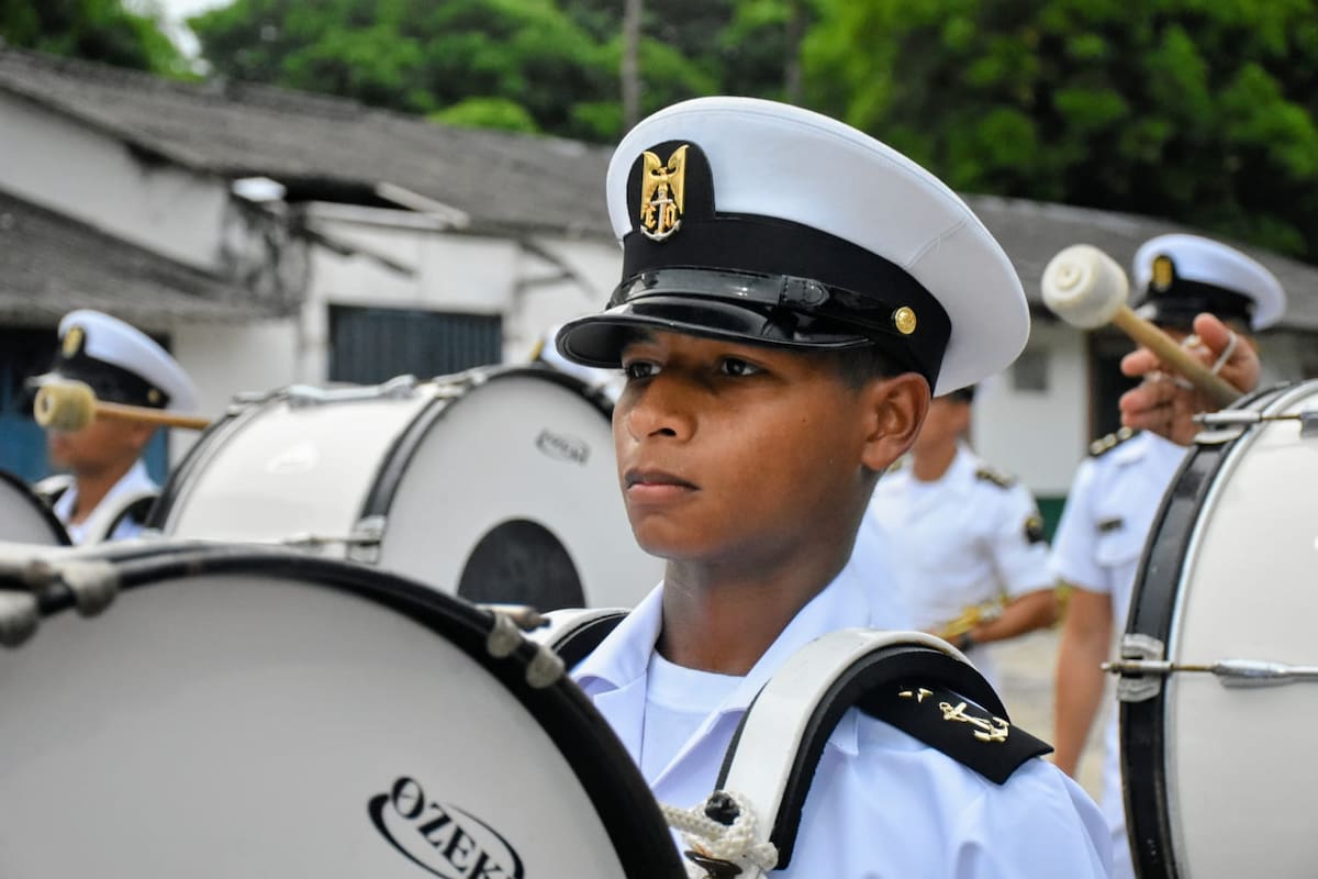 En 2025 fueron escalafonados 239 oficiales en la Escuela Naval de Cadetes "Almirante Padilla". // Foto: Cortesía - Armada de Colombia.