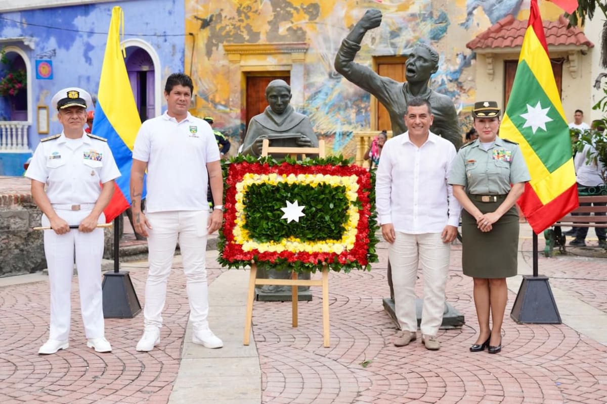 Alcaldía entregó renovada escultura del Grito de Independencia