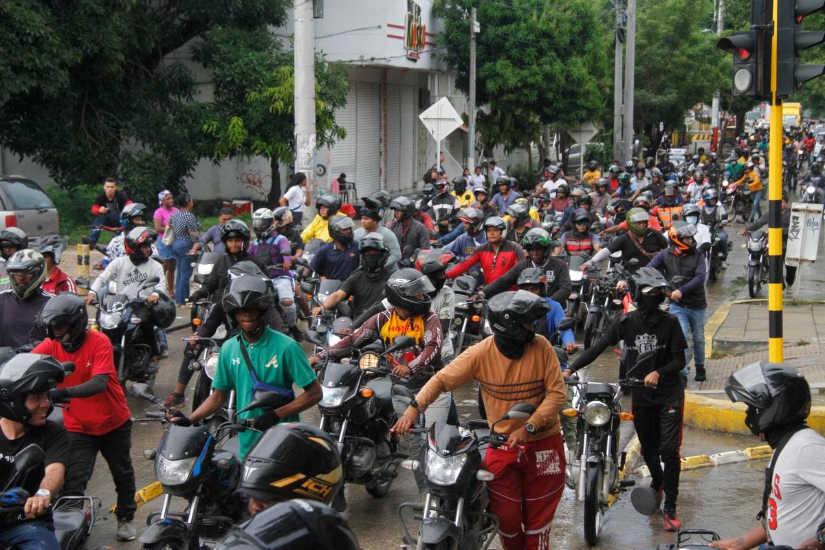 Cartagena: 16 años de restricciones al mototaxismo y pocas soluciones