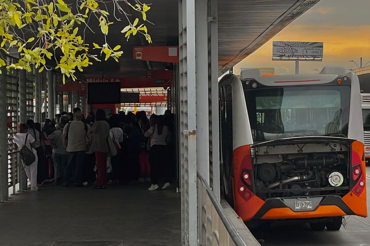 Transcaribe: la razón por la que hay tantos buses varados y hace tanto calor