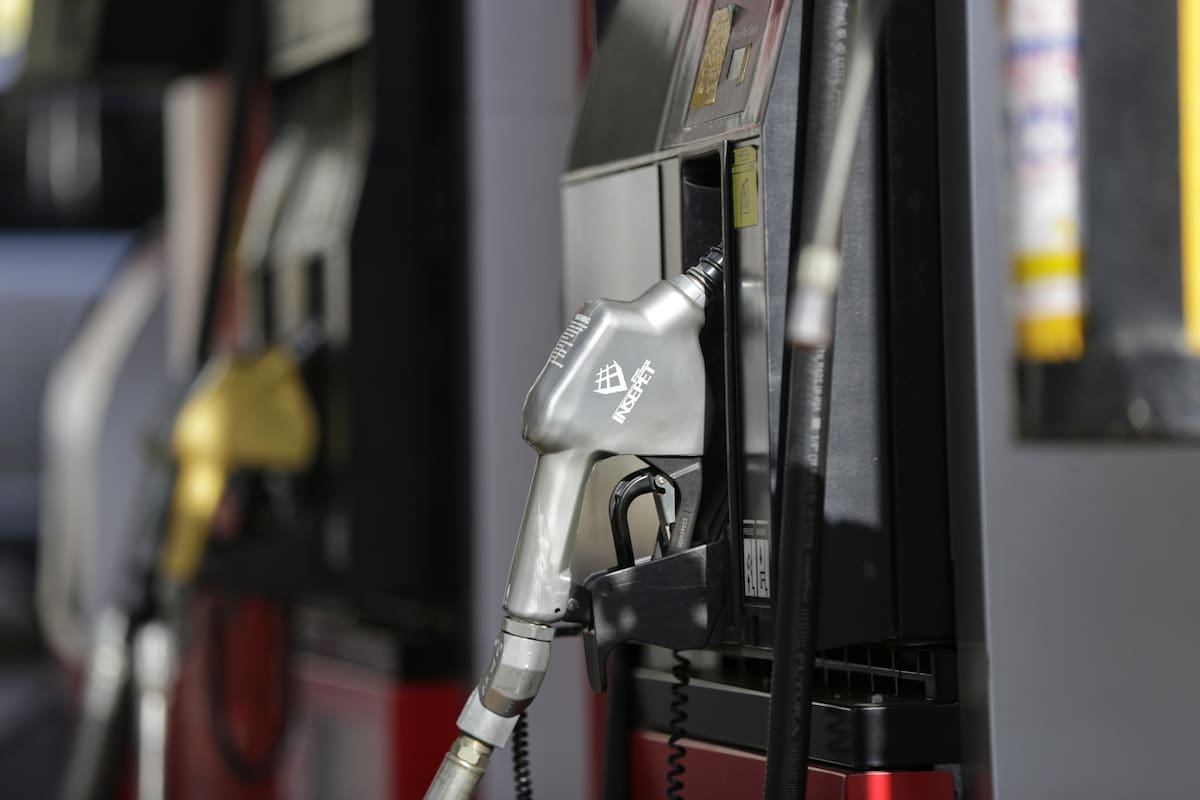 El vaivén en el costo de este combustible, se ha convertido en una preocupación recurrente para conductores y ciudadanos. // Foto: Colprensa - Álvaro Tavera. (ilustración)