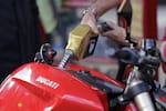 Abelardo de la Espriella le pone freno al aumento del precio de la gasolina