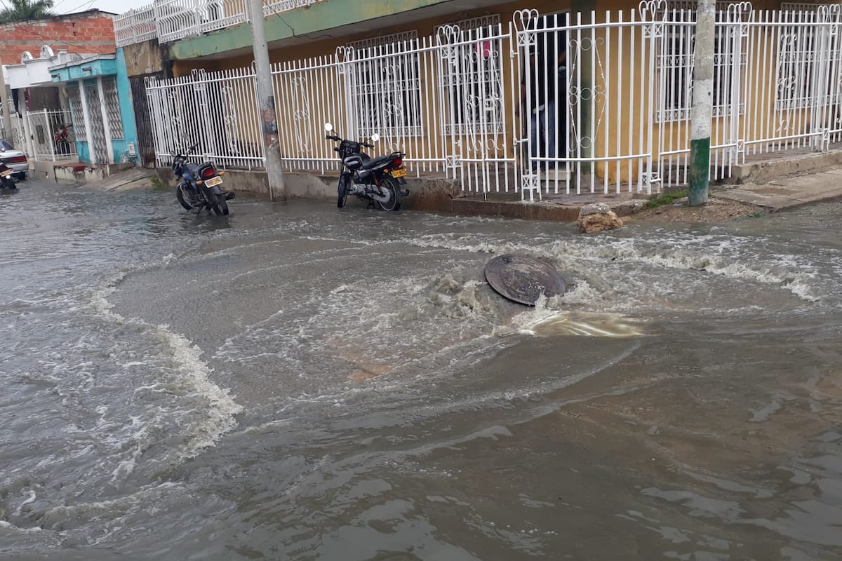 Estancamiento de aguas afecta a 200 viviendas en Olaya Herrera: Acuacar y Alcaldía responden