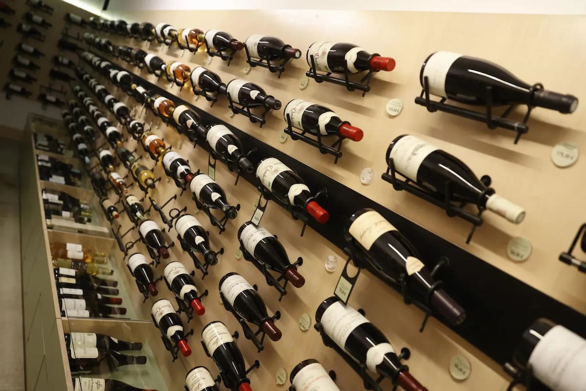 Roban 30.000 botellas de vino valoradas en cinco millones de euros