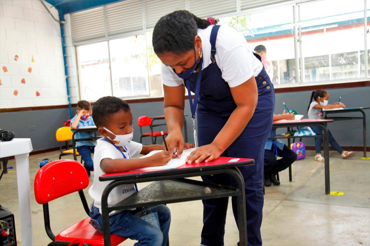 Foro de Educación: “Sigue siendo necesaria una política de largo plazo”