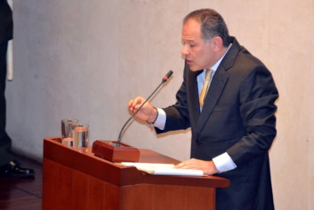 El excongresista Luis Humberto Gómez Gallo, deberá pagar además una multa de 111 mil salarios mínimos equivalentes a 5.800 millones de pesos. COLPRENSA