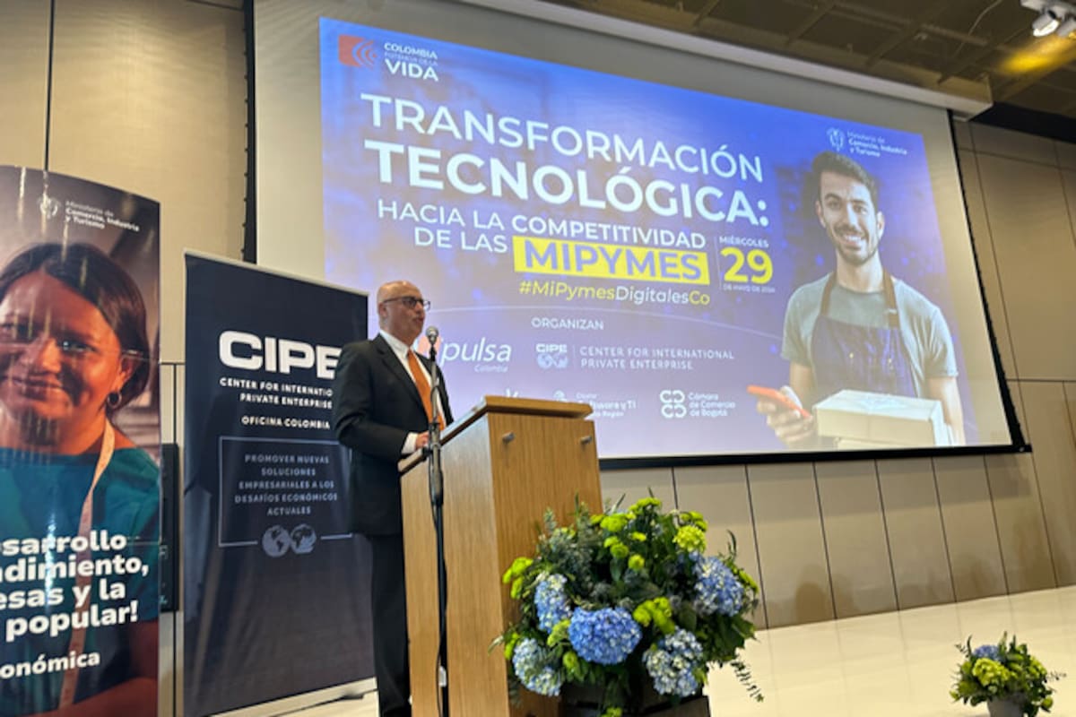 Solo el 54% de las medianas empresas de Colombia usa facturación electrónica