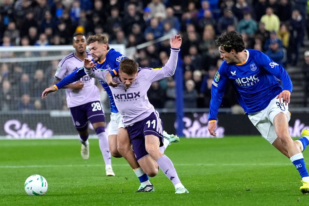 Video: casi se van a los golpes en el Everton vs. Newcastle en la Carabao Cup