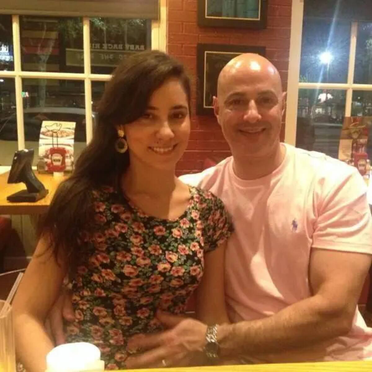 Exejecutivo de Bloomberg, su esposa colombiana y su hija de 9 años aparecen muertos en su lujosa casa. //Tomada de Internet