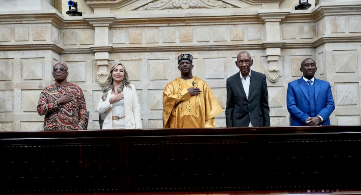 Durante la ceremonia, además de ‘Kid Pambelé’ fueron exaltados Johana Ximena Aranda Rivera, alcaldesa de Ibagué; Francisco Hernández, primer árbitro internacional de boxeo oriundo de San Basilio de Palenque; y José Alfredo Herazo, por su labor en la defensa de los derechos de las Comunidades Negras, Afrocolombianas, Raizales y Palenqueras.// Cortesía Prensa PATP.