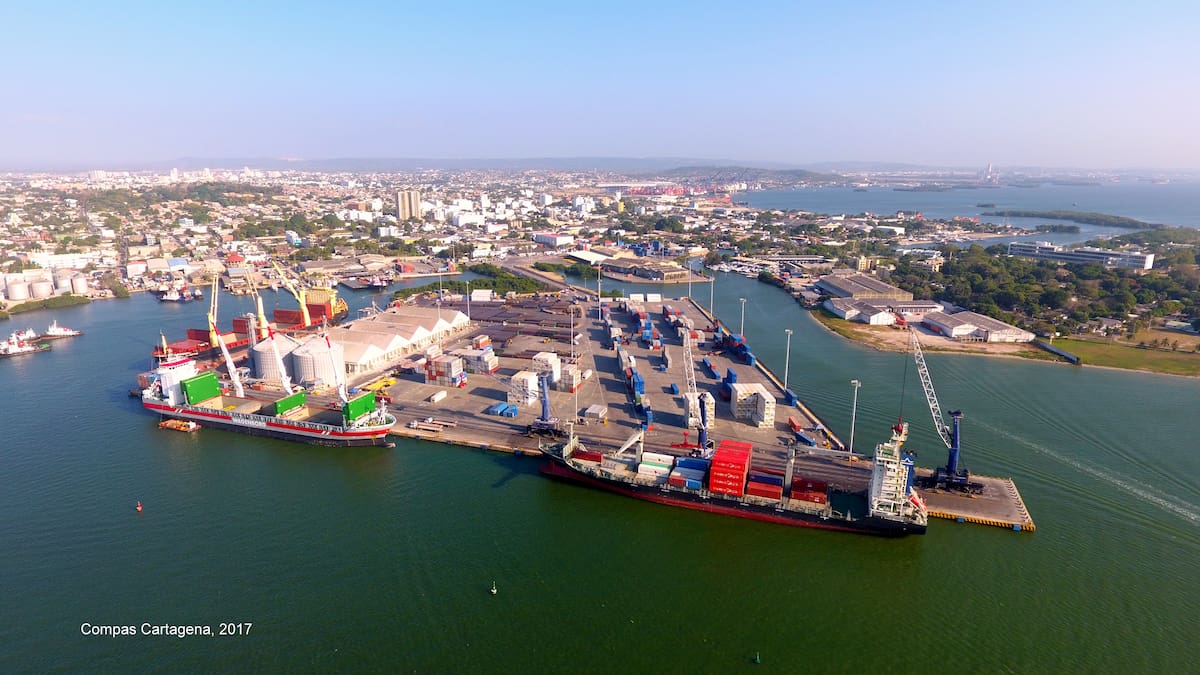 Tres embarcaciones atracan en los muelles del Terminal Compas Cartagena, otra infraestructura portuaria de apoyo a las exportaciones de Bolívar y Colombia. //Foto cortesía Compas