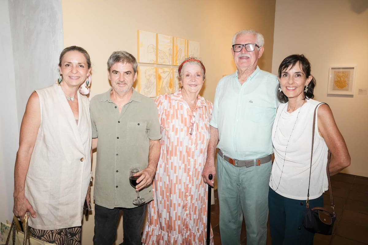 Cristina Calderón, Rafael Ortiz, Marie-Laure de Calderón, José Calderón y María Paulina De Zubiría.