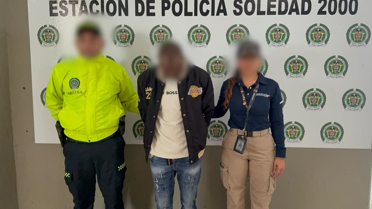 Alias de ‘Traore’, expulsado de Colombia por sus presuntos vínculos con actividades criminales. //FOTO: POLICÍA MEBAR.