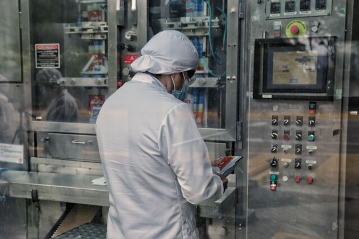 Alquería se defiende tras millonaria sanción de la SIC a 12 empresas lecheras