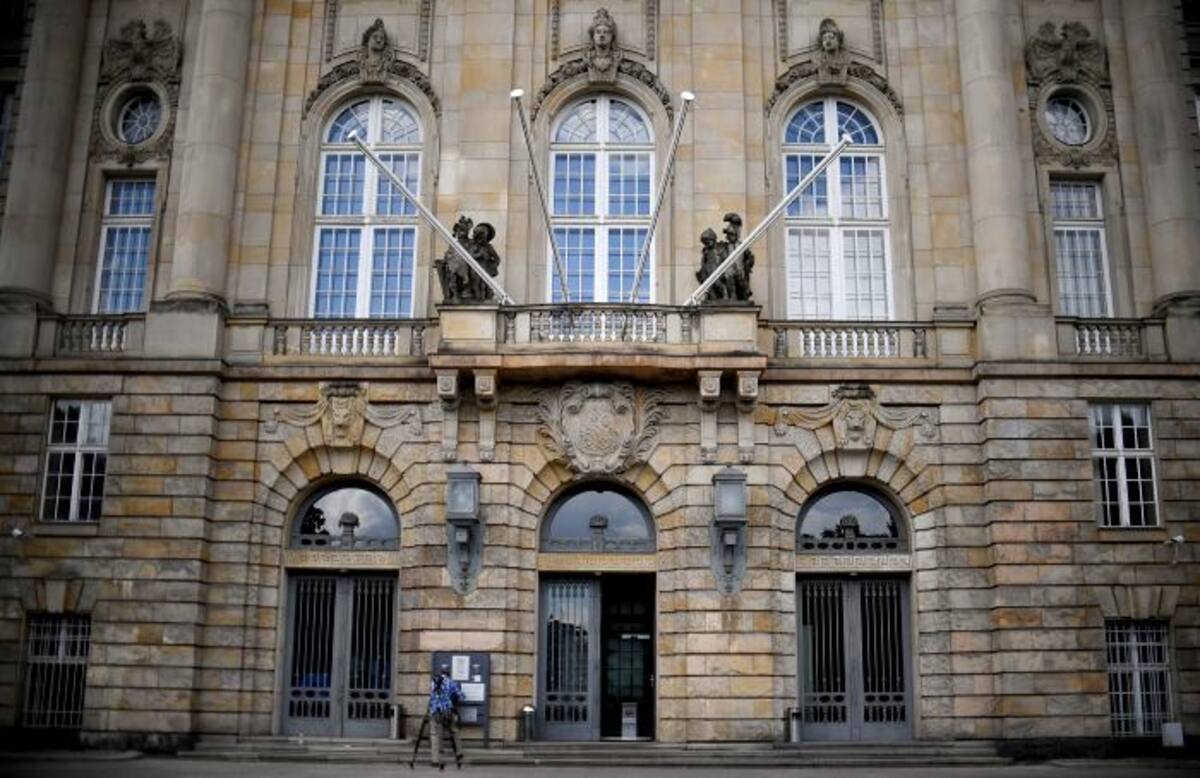 El tribunal regional de Berlín ha rechazado una demanda de la madre para acceder a los datos de Facebook de su hija muerta diciendo que la intimidad de la correspondencia supera a los derechos de los padres. AP Britta Pedersen