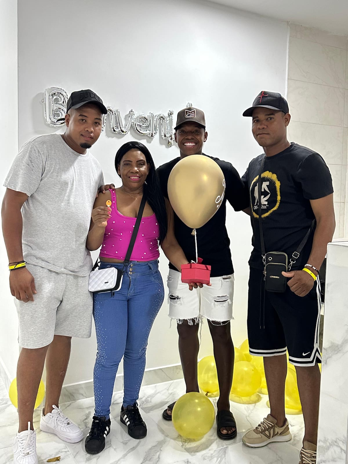 La familia de Álvaro Meléndez se encuentra feliz por la nueva casa. //Cortesía