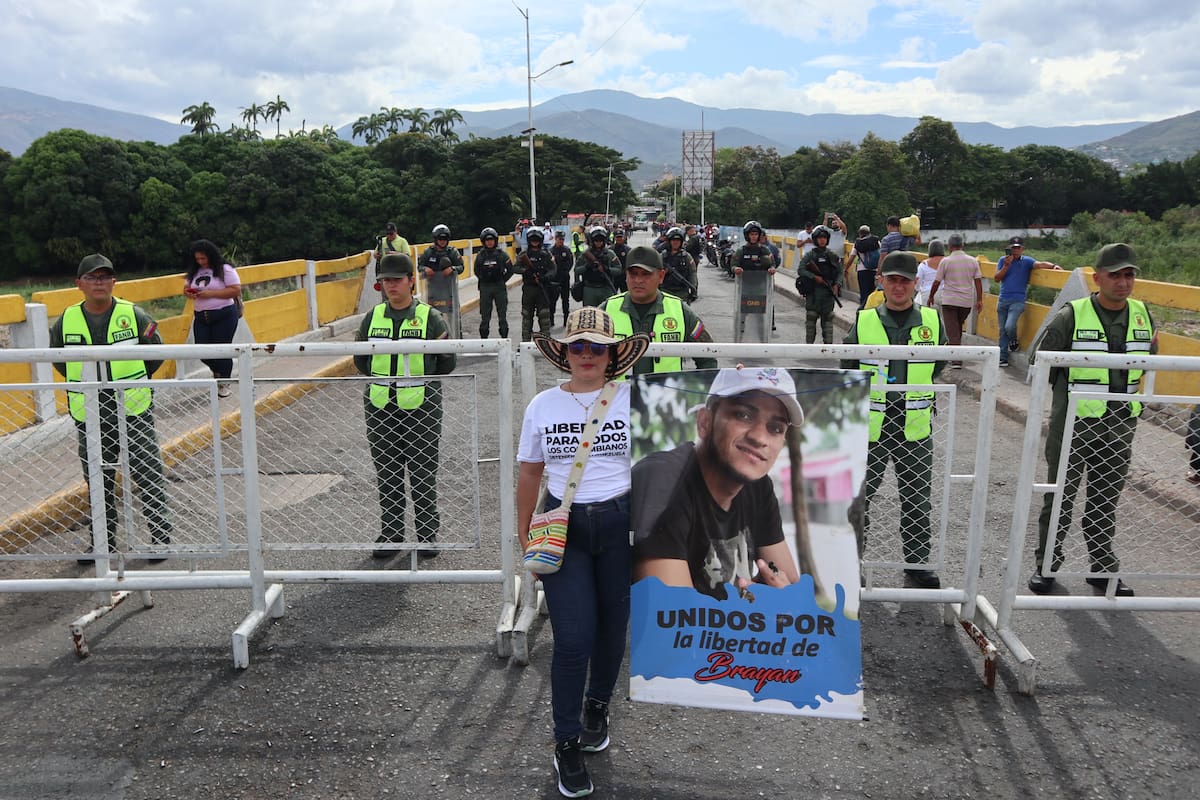 Familiares exigieron liberar a colombianos detenidos en cárceles de Venezuela. // Foto: EFE/ Mario Caicedo