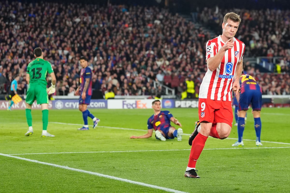 Atlético de Madrid derrotó a Barcelona en la ida de los cuartos de final en la Champions League. //Foto, EFE: Siu Wu.