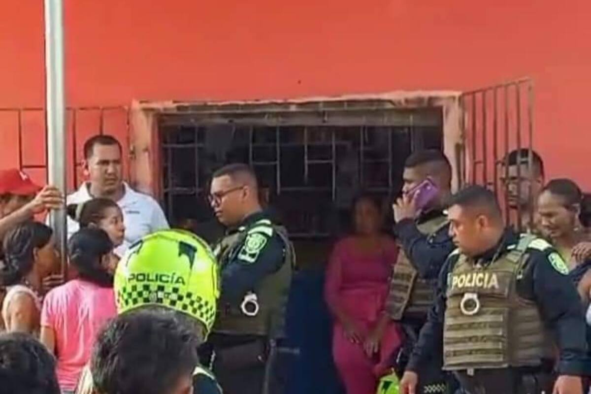 Tendero baleó a menor, de 16 años, y luego se disparó en la cabeza