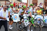 Video: la terrible caída que sacó a Fernando Gaviria del Tour de Francia