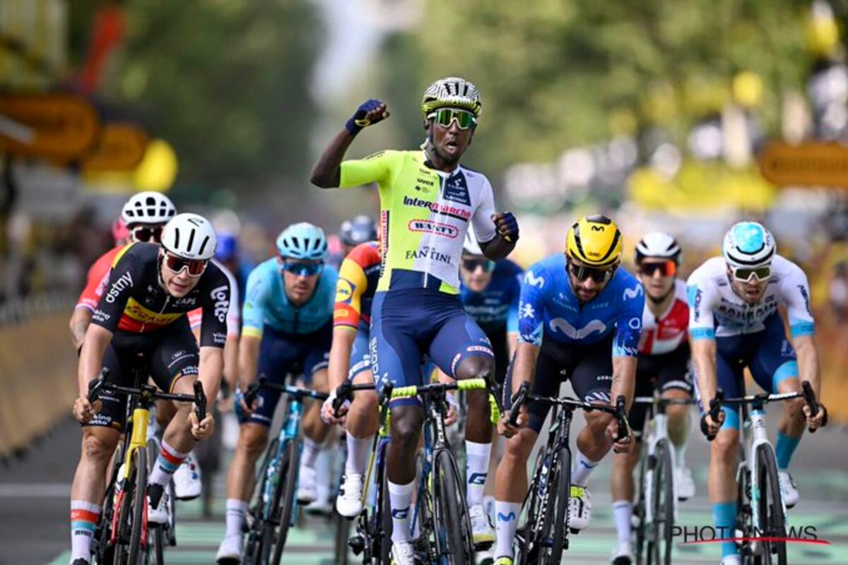 Fernando Gaviria, segundo en la tercera etapa del Tour de Francia; Carapaz, nuevo líder