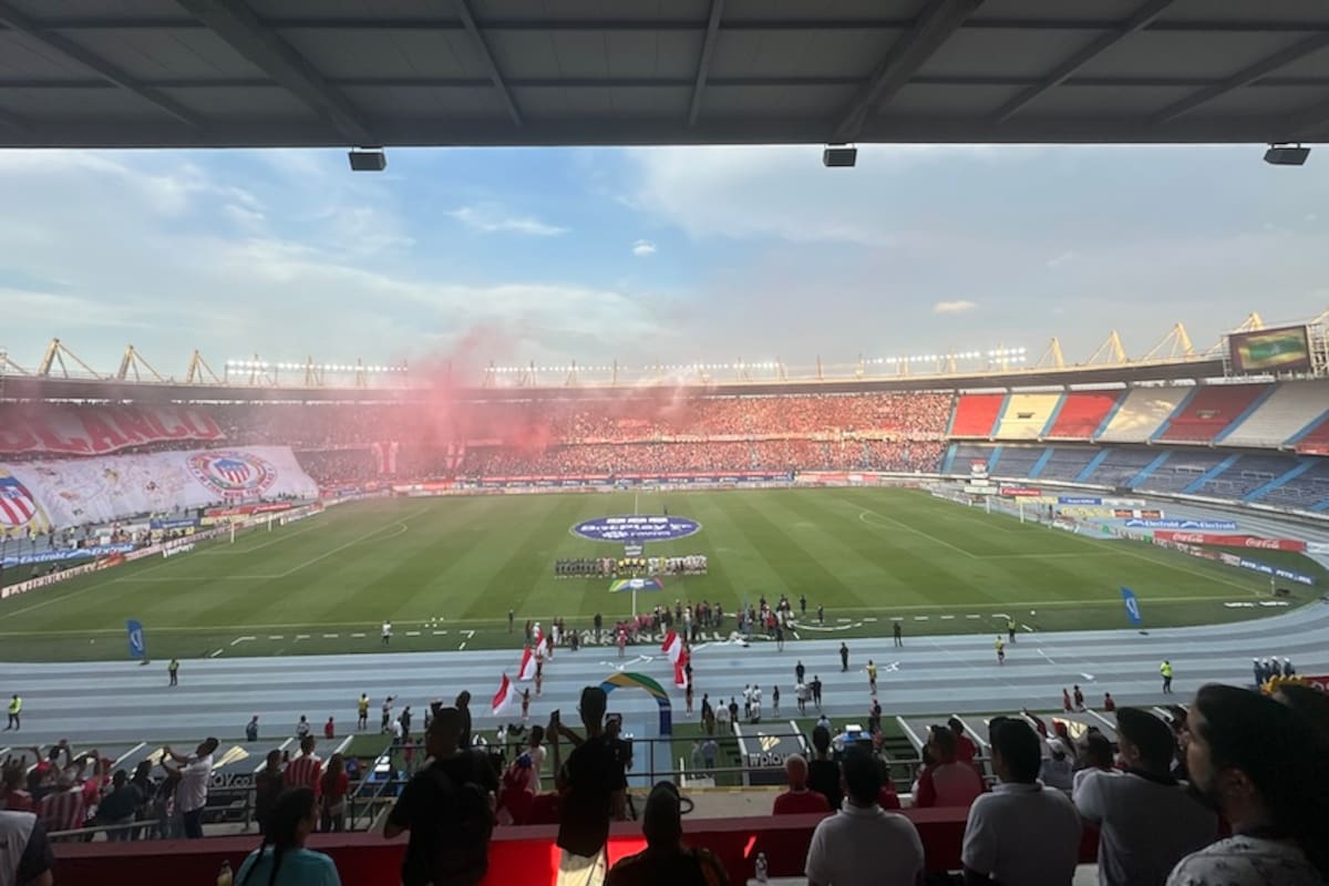 A ritmo de vallenato, mapalé, salsa y cumbia Junior festejó en el ‘Metro’