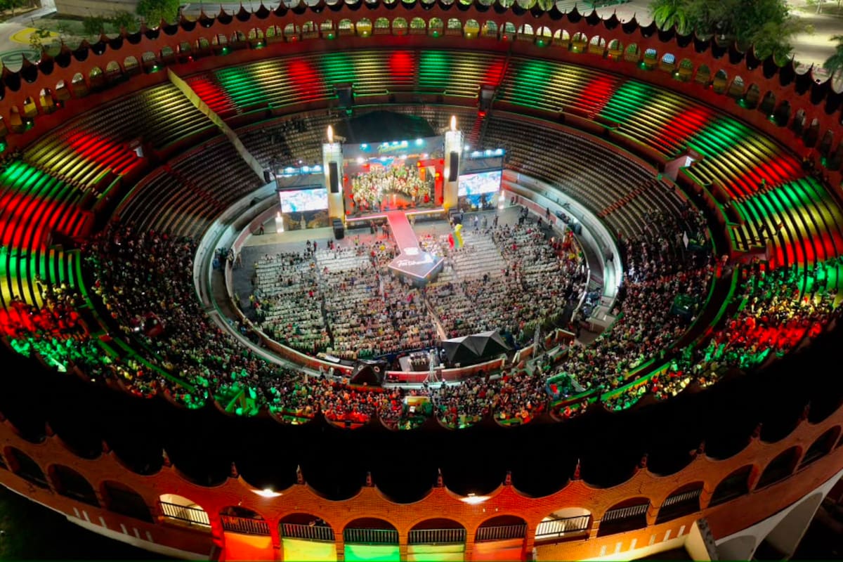 FestiBandas 2026 llena la Plaza de Todos y reúne a miles de asistentes en Cartagena