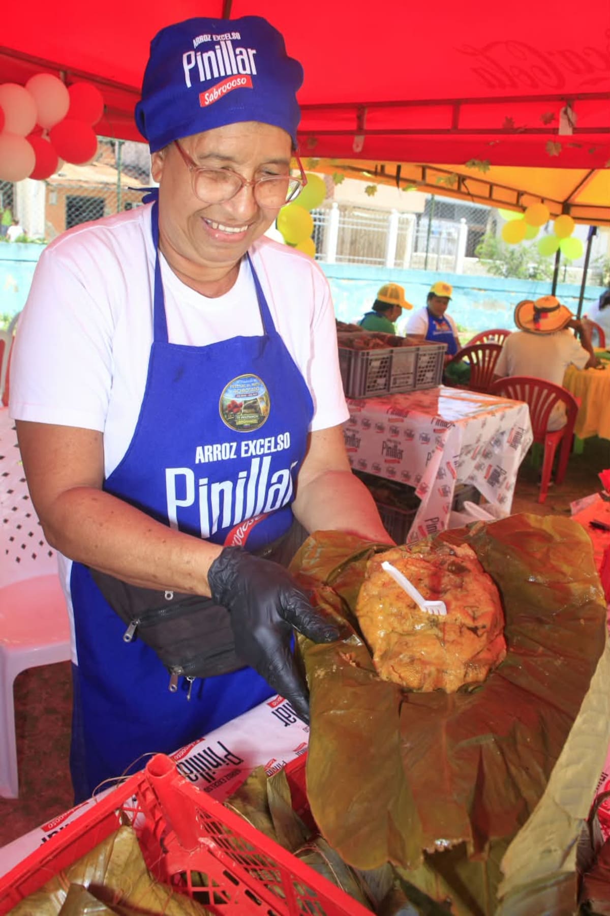 Entre los objetivos del Festival del Pastel Achiotado en Arjona, Bolívar, está en resaltar la gastronomía arjonera. // Foto: Julio Castaño.