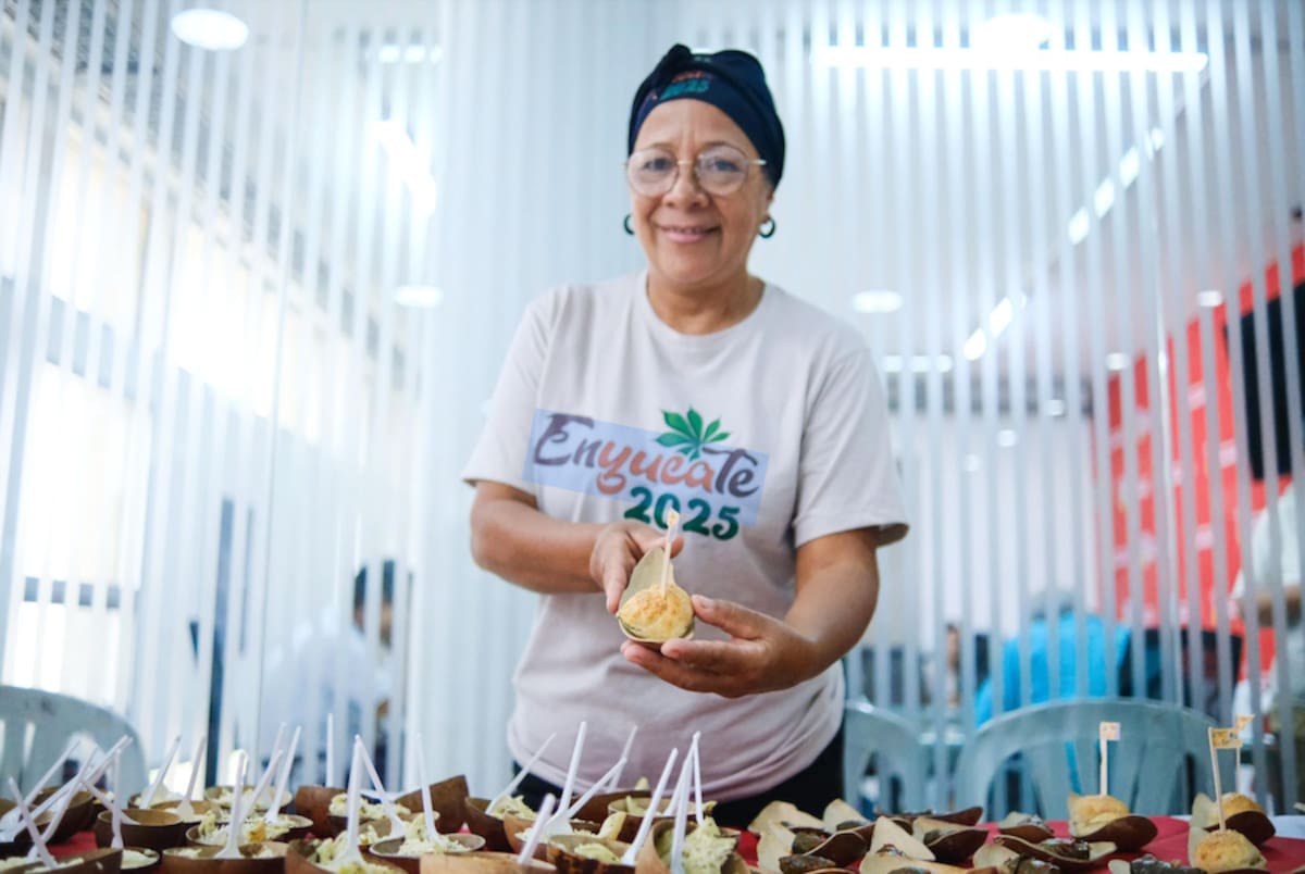 Dominga Miranda Jaraba, directora del Festival Enyúcate, destacó los productos que se pueden hacer con la yuca.//Cortesía.