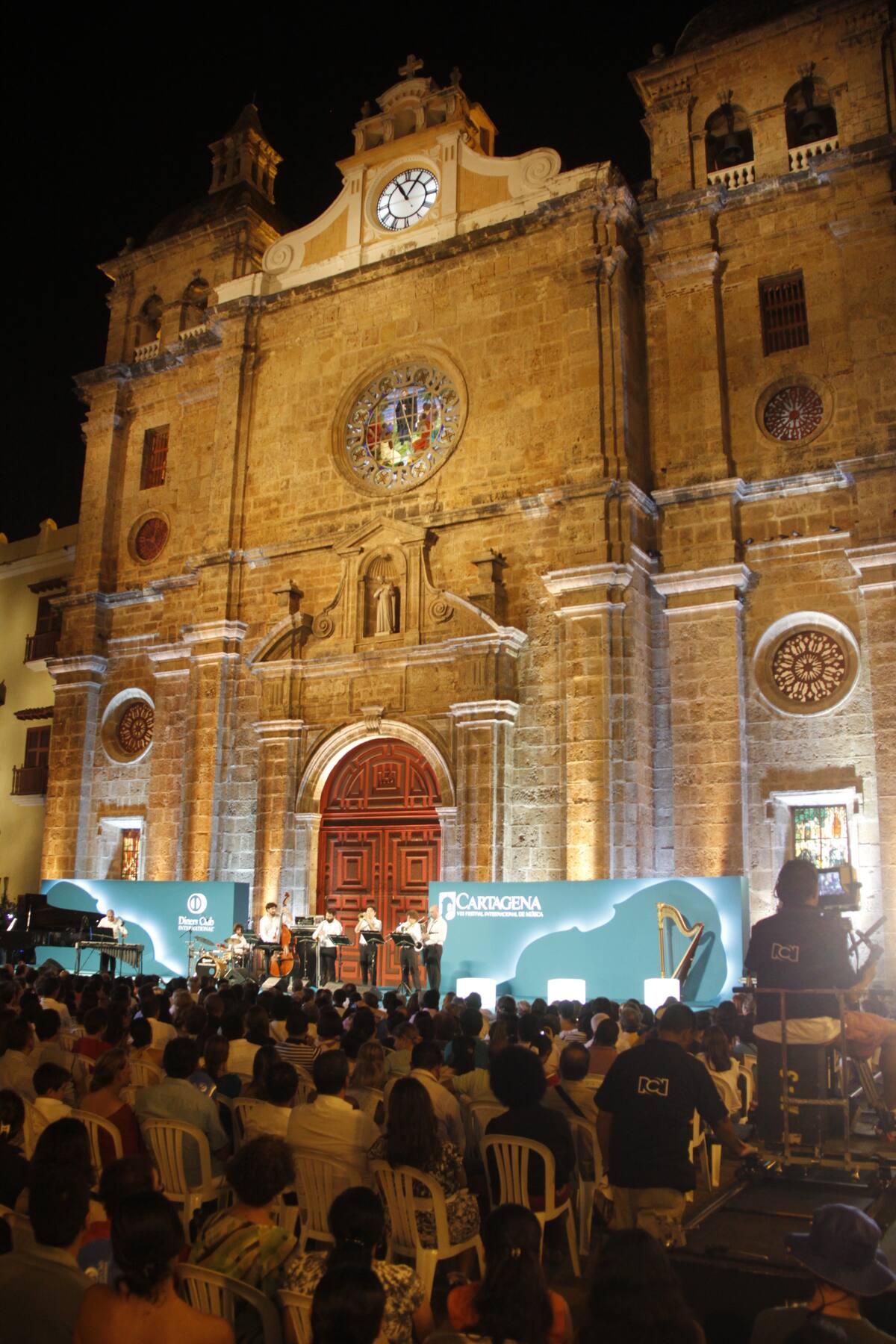 Plaza San Pedro, escenario de un nuevo concierto a las 10 de esta noche. Luis Aparicio-El Universal