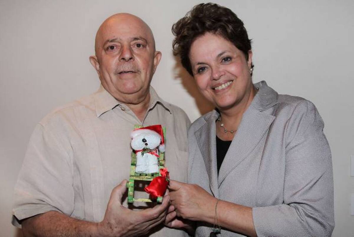 Mientras el expresidente brasilero ha estado hospitalizado, la presidenta Dilma Rousseff lo ha visitado. AFP RICARDO STUCKERT