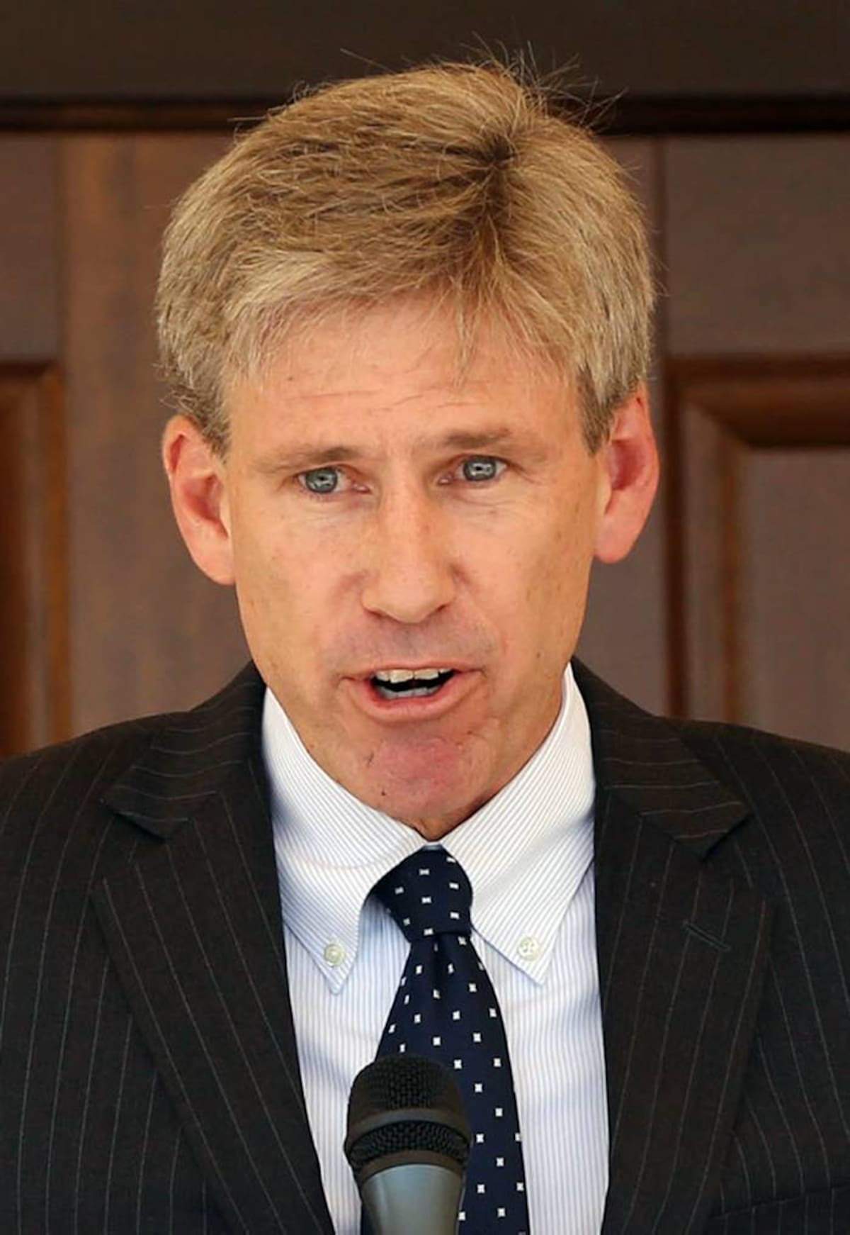 Christopher Stevens murió en un ataque llevado a cabo por hombres armados que protestaban contra una película anti-islamista. AFP MAHMUD TURKIA