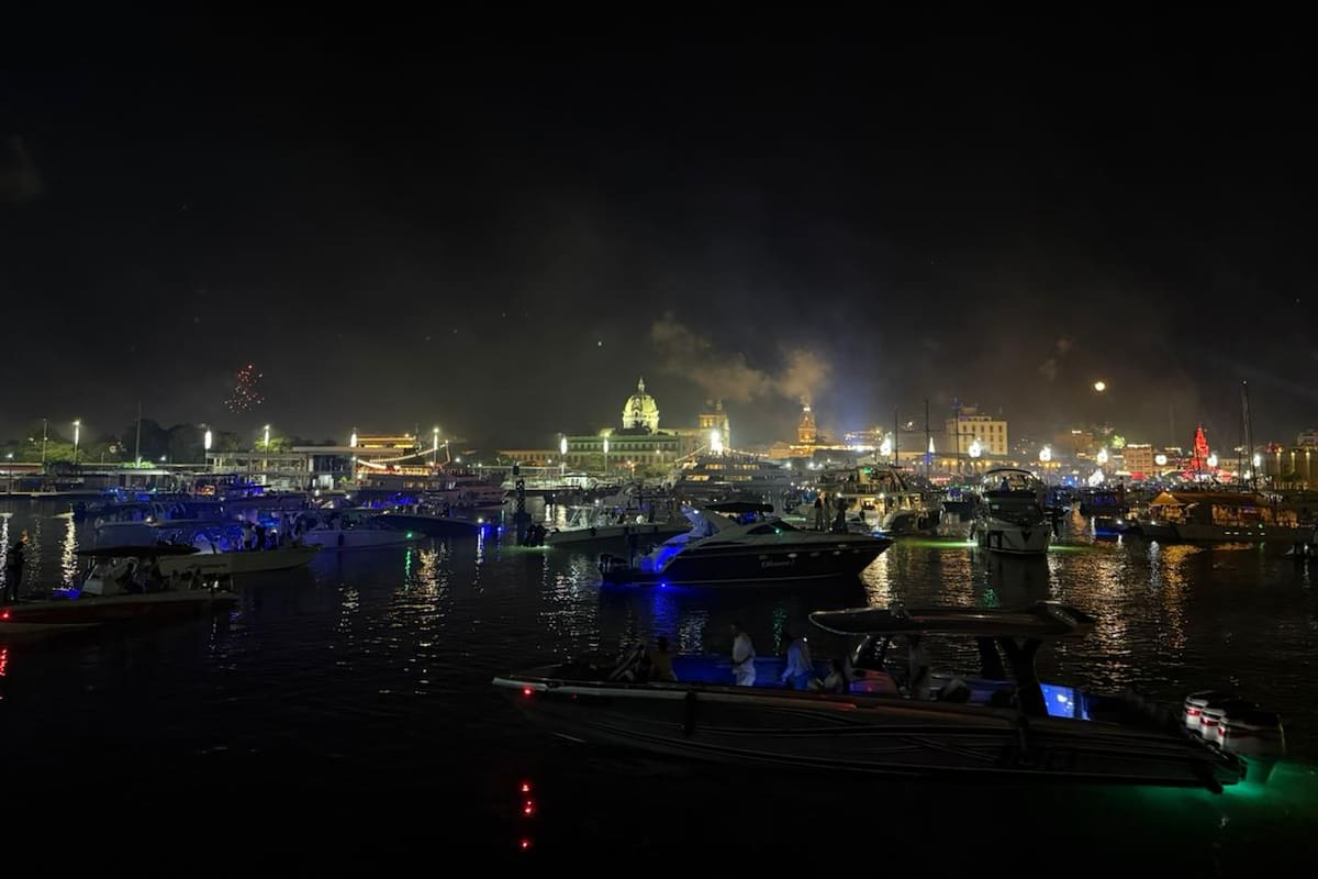En fotos: así amanecen algunas vías de Cartagena el 1 de enero de 2025