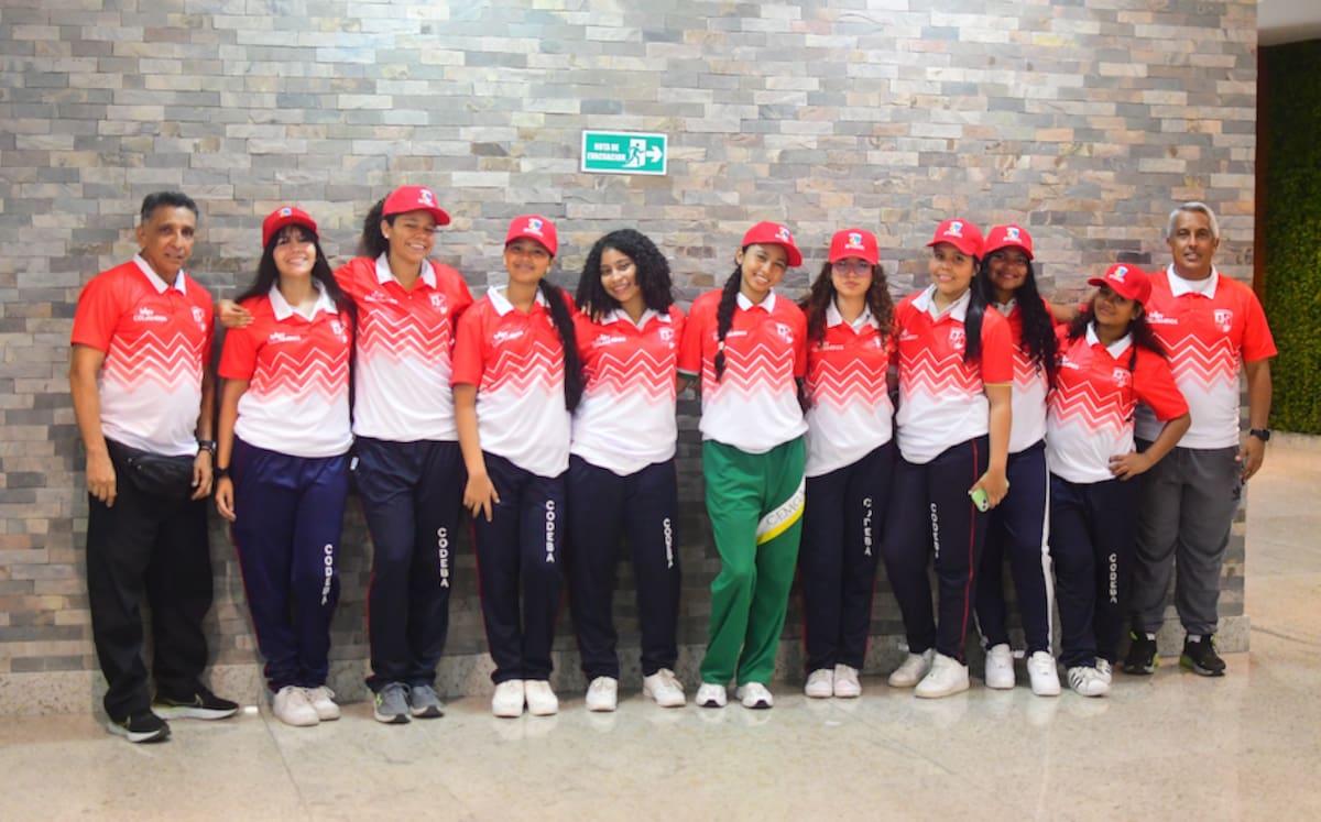 Representantes del Colegio Barranquilla, que representarán al Atlántico en la Fase Final Caribe 1 que se celebra en Puerto Colombia.//Cortesía DCGDA.