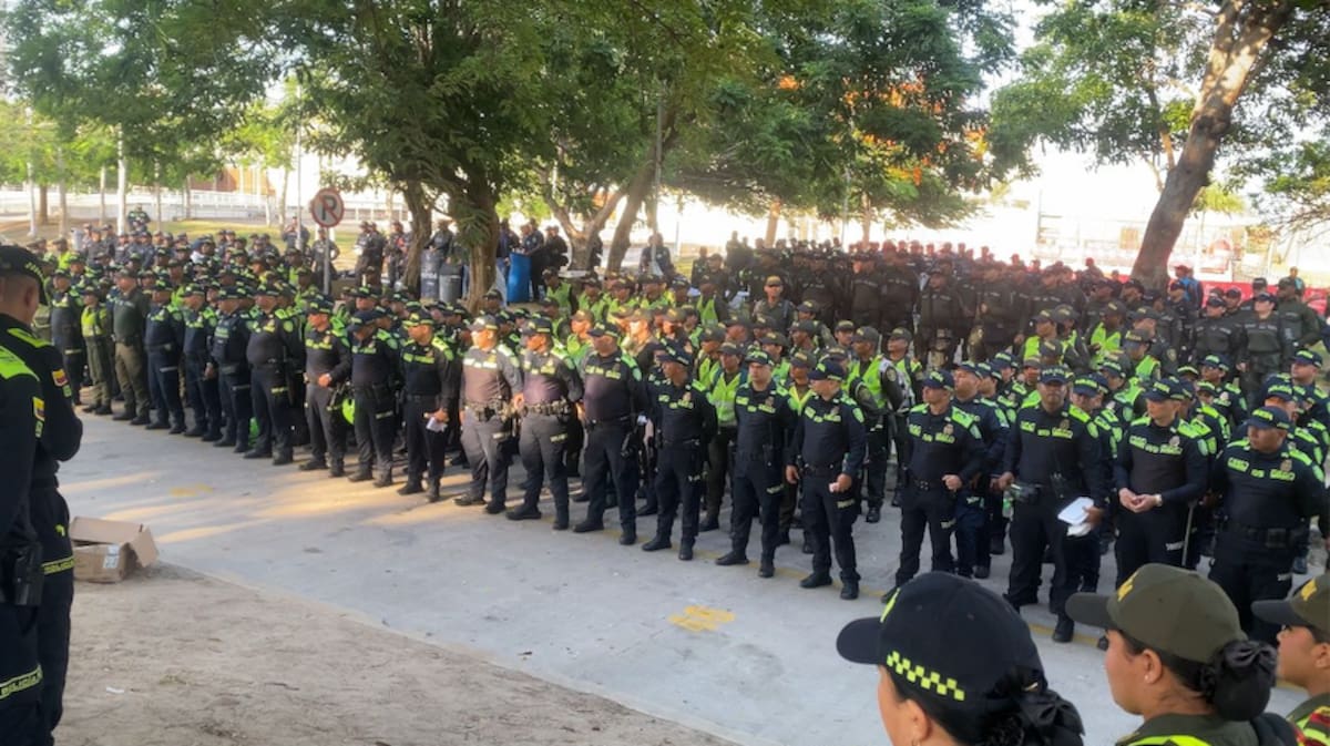 Unos mil hombres y mujeres de la Policía Nacional estarán en el dispositivo de seguridad del partido Junior y Nacional por la final de la Liga BetPlay Dimayor.//Cortesía Policía Mebar.