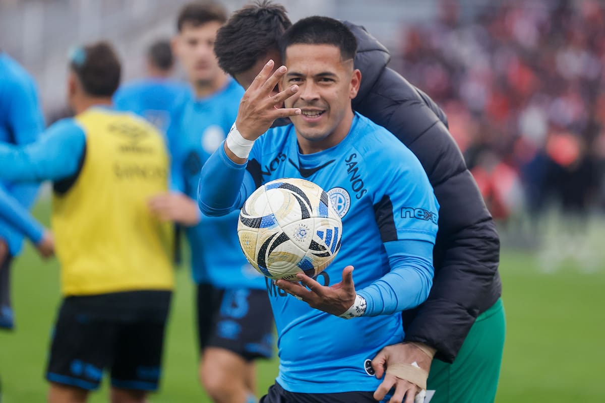 Nicolás Fernández marcó los goles de Belgrano en la victoria sobre River Plate en la final del fútbol argentino. //Foto, EFE: Juan Ignacio Roncoroni