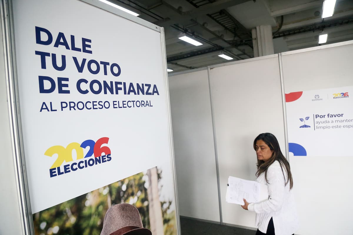 Escrutinio de las elecciones presidenciales de segunda vuelta en Colombia. // Foto: Colprensa (Lina Gasca).