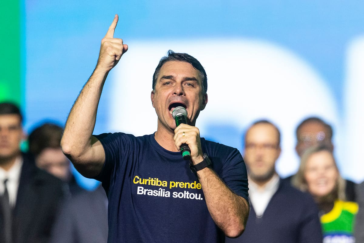 Lula culpa a Flávio Bolsonaro por la nueva amenaza arancelaria de EE.UU.
