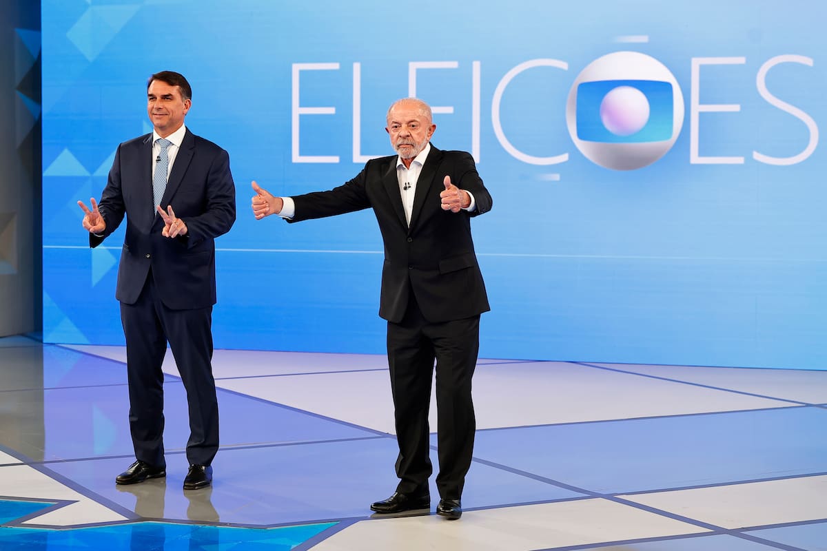 Flávio Bolsonaro supera por dos puntos a Lula en la recta final electoral en Brasil