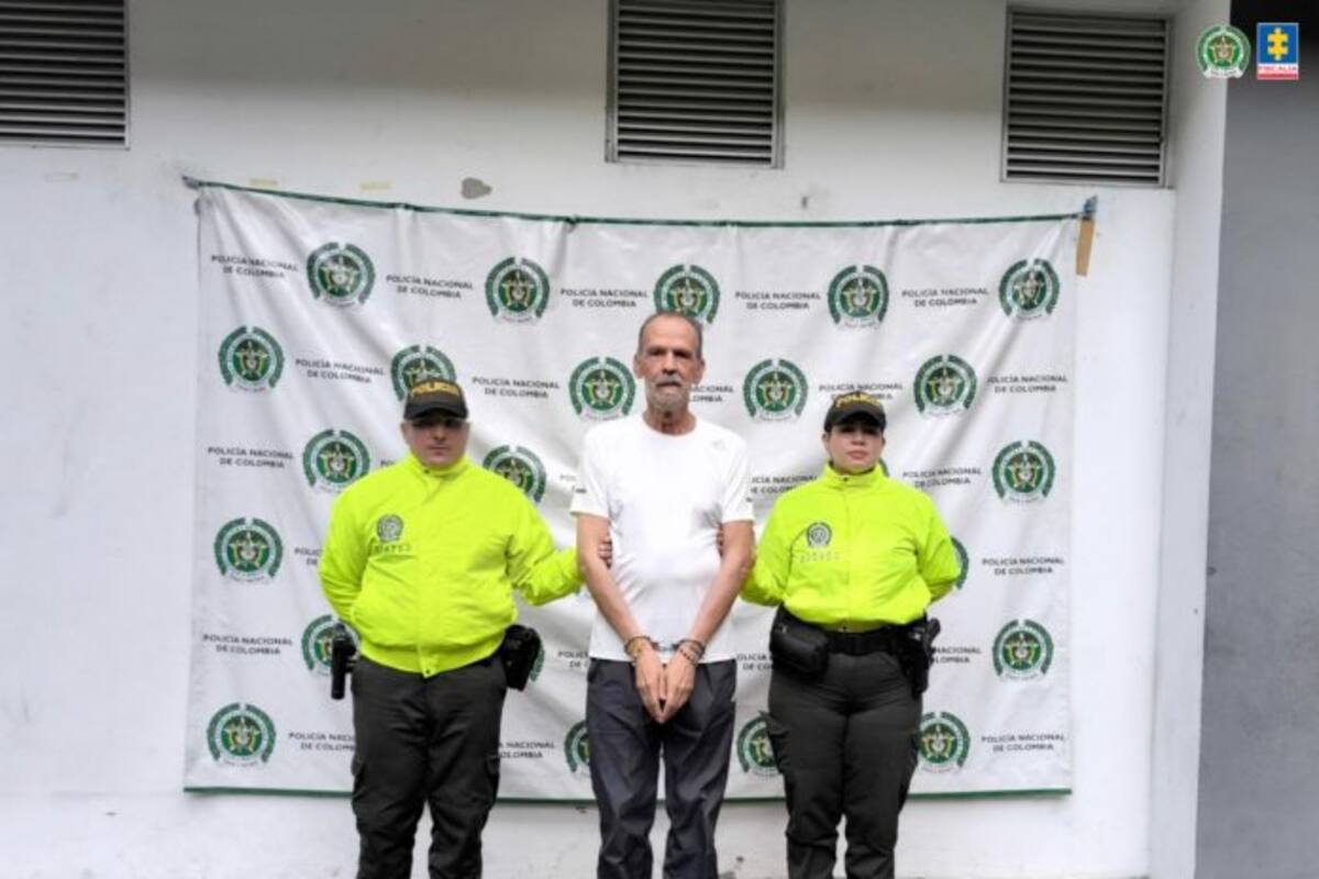 18 años de cárcel para profesor que abusó de un estudiante en un colegio