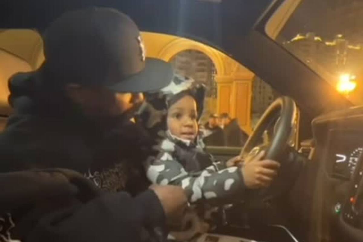 Floyd Mayweather comparte en redes video con su nieto de 4 años conduciendo