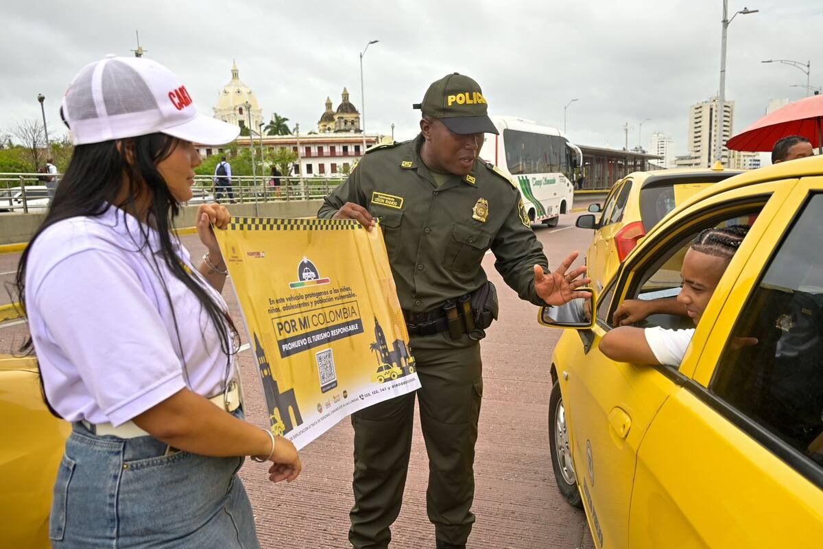 Taxistas de Cartagena se suman a campaña de turismo responsable