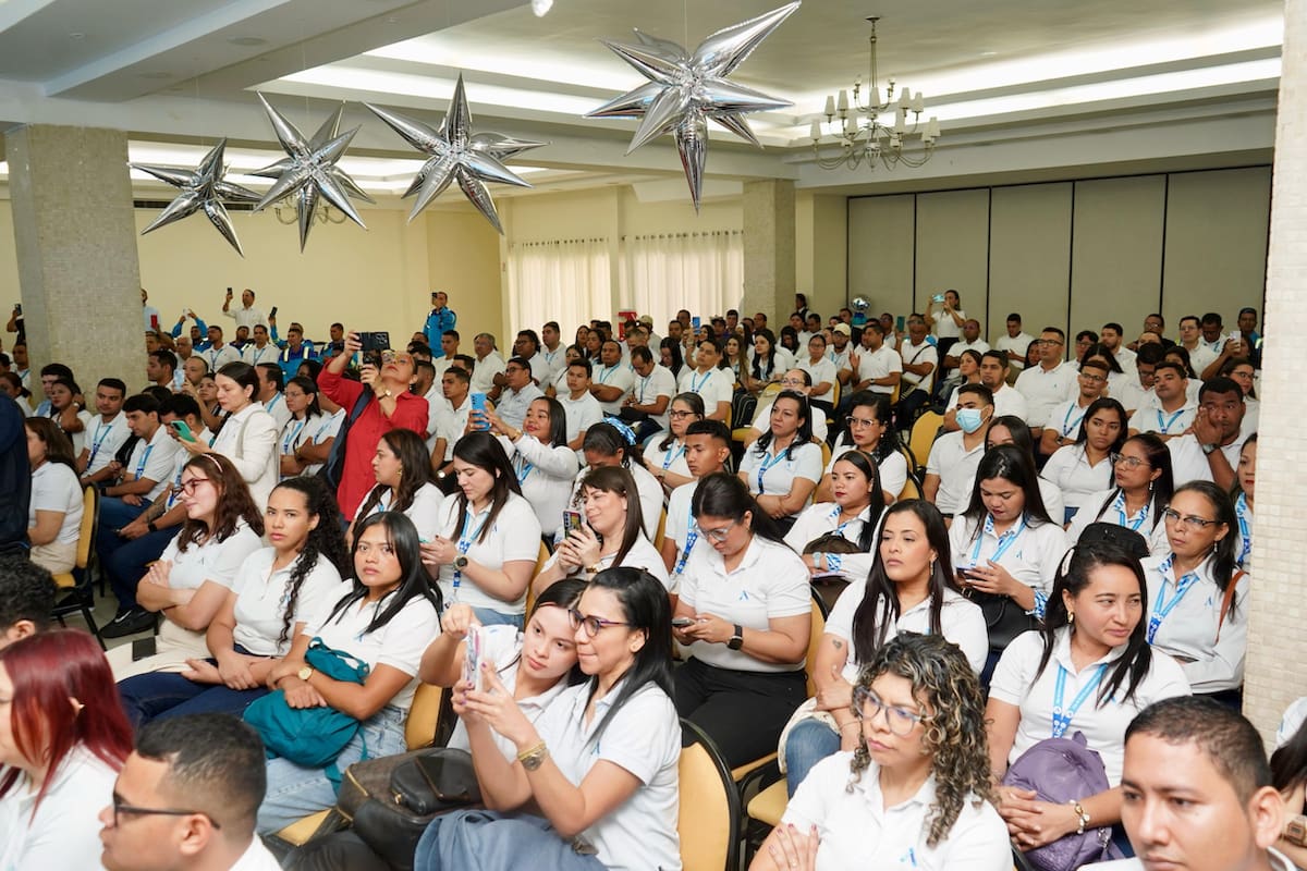 426 trabajadores de la empresa Air-e fueron formalizados laboralmente
